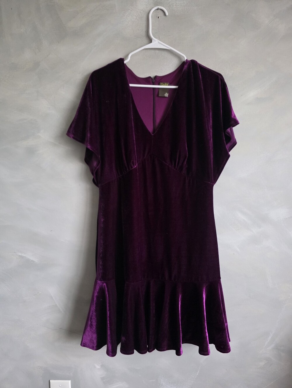 Jewel Tone Purple Velvet V-Neck Flutter Sleeve Cocktail Dress Whimsigoth Size 12